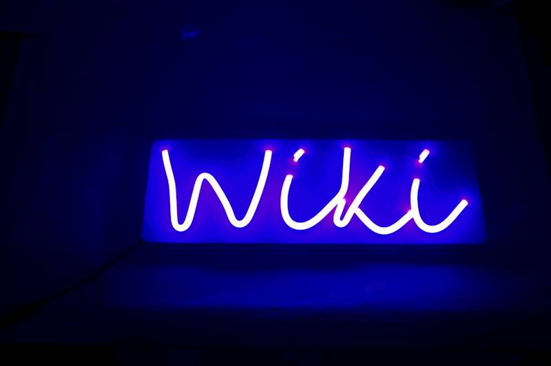 neon Wiki 34x12 cm