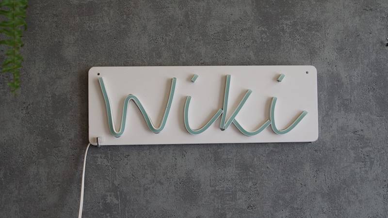 neon Wiki 34x12 cm