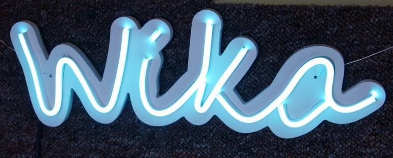 neon Wika 38x12cm