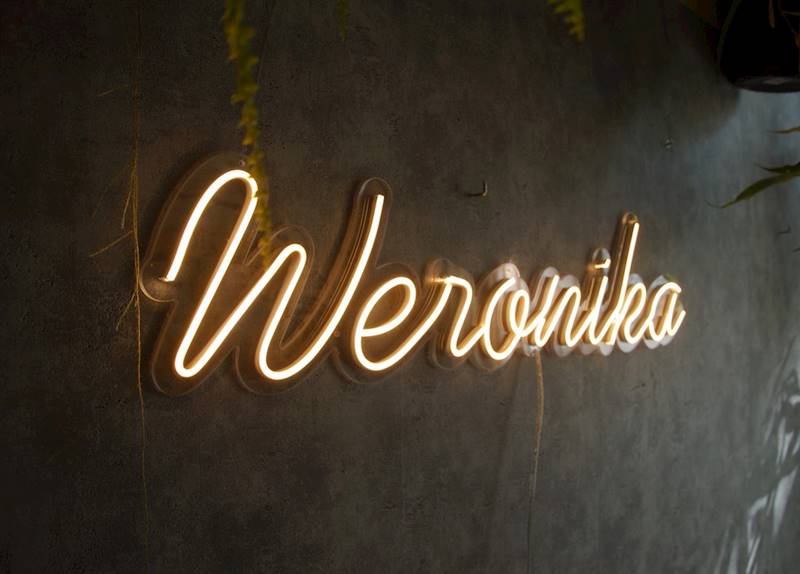 neon Weronika 84x24 cm