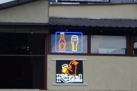 neon zewnętrzny Piwo 80x60cm