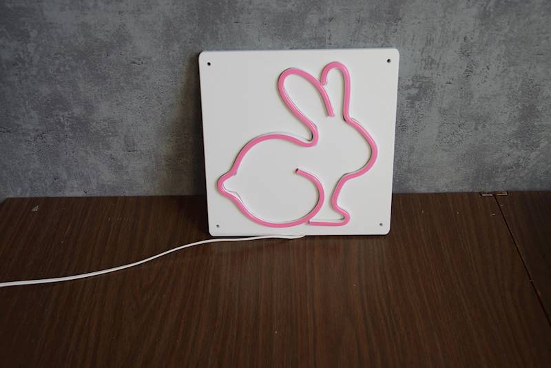 neon Królik 20x20 cm
