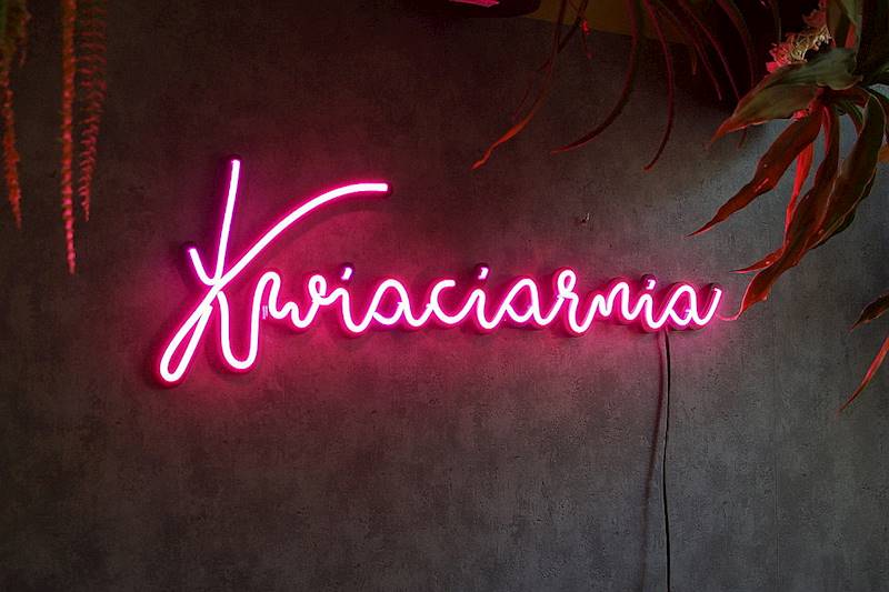 neon zewnętrzny usztywniony Kwiaciarnia 80x27cm 