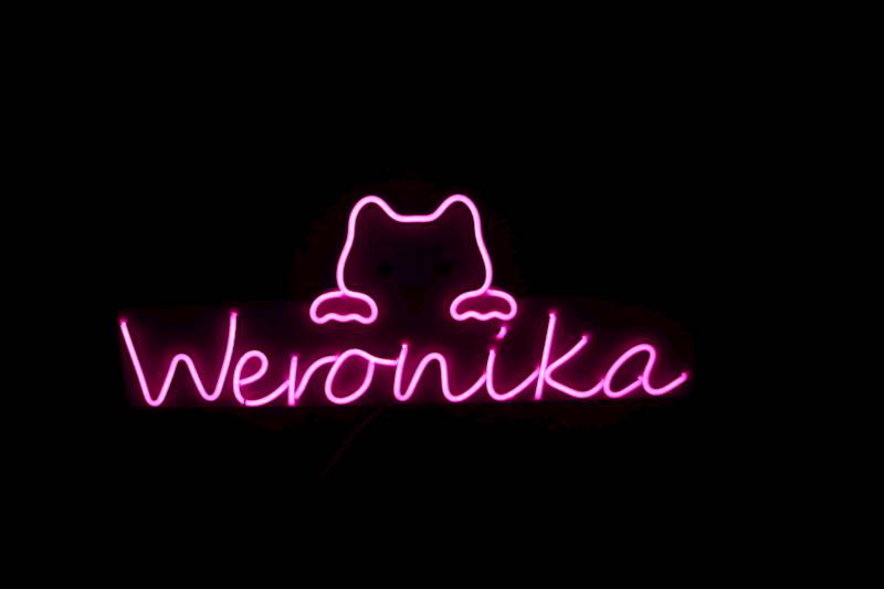 neon Weronika z kotkiem 25x68cm 
