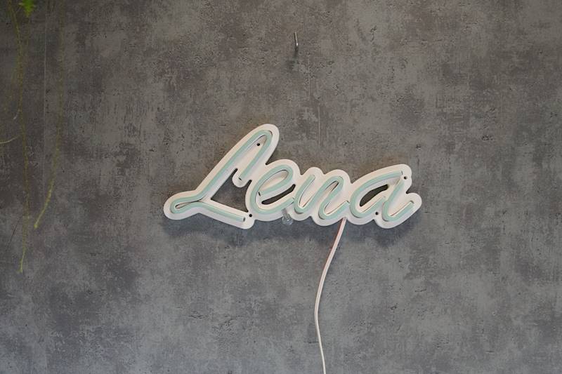 neon Lena 29x12cm