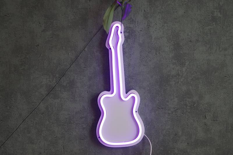 neon Gitara 31x12cm