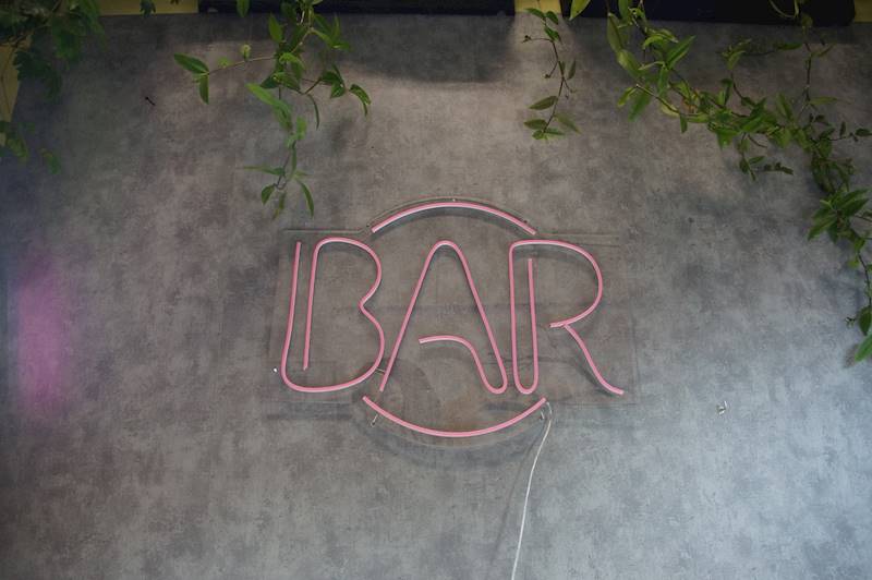 neon Bar 70x52cm