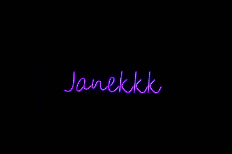 neon Janekkk 48x13cm
