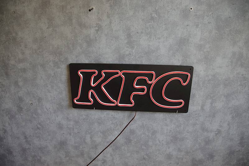 neon KFC 50x20cm