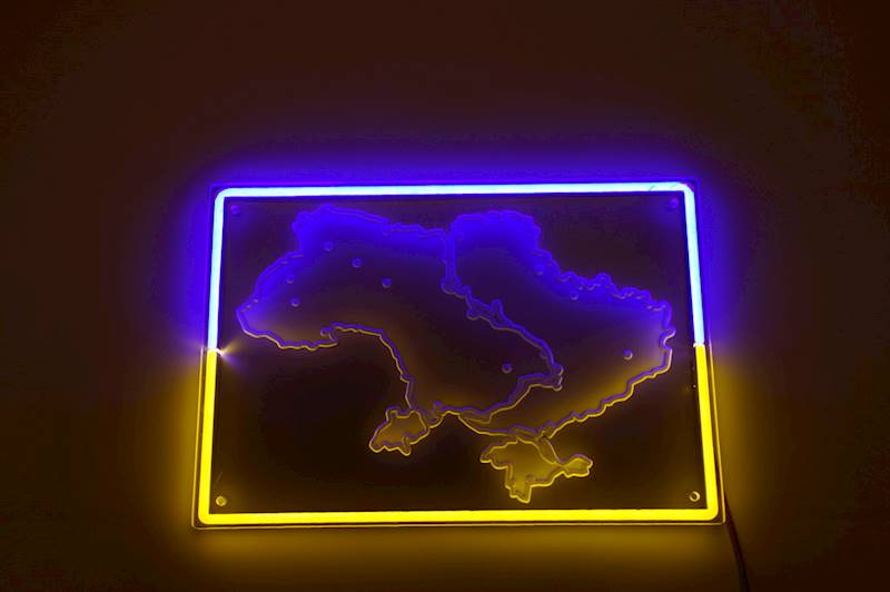 neon Ukraina 31x22cm