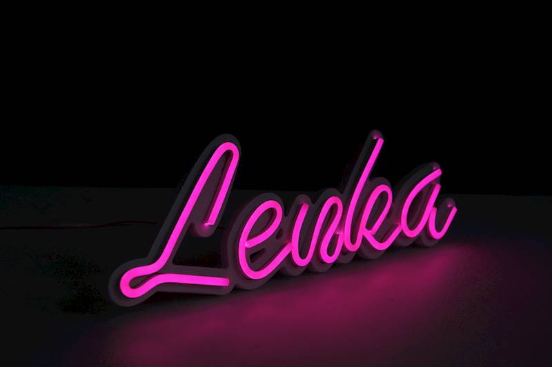 neon stojący Lenka 36x12cm