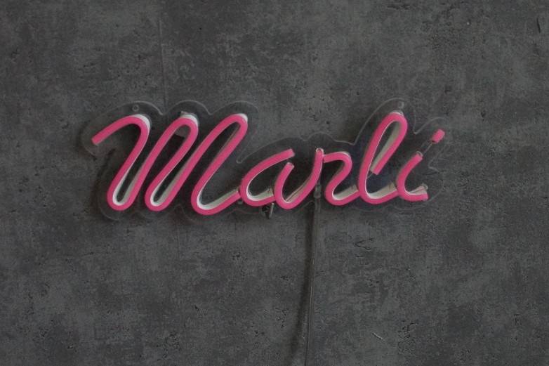 neon Marli 28x10cm 