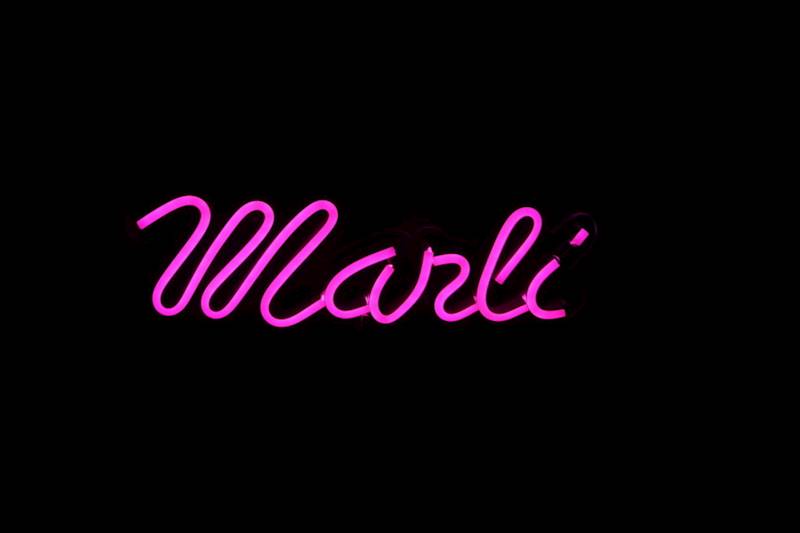 neon Marli 28x10cm 