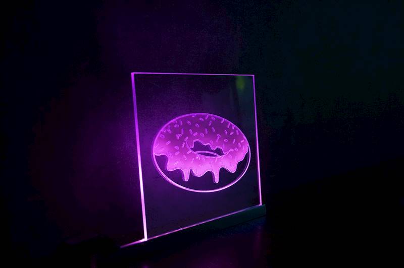 neon karwingowy Donut 24x24cm