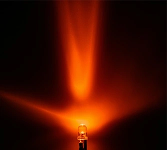 Dioda LED 5mm pomarańczowa clear 12V