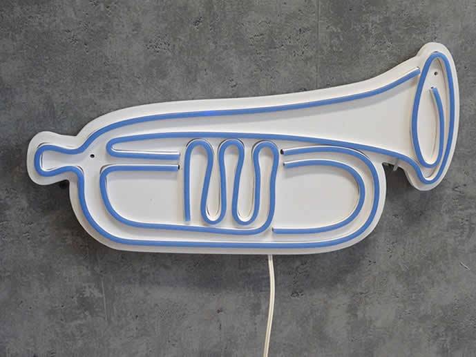 neon Trąbka 40x22cm PCV