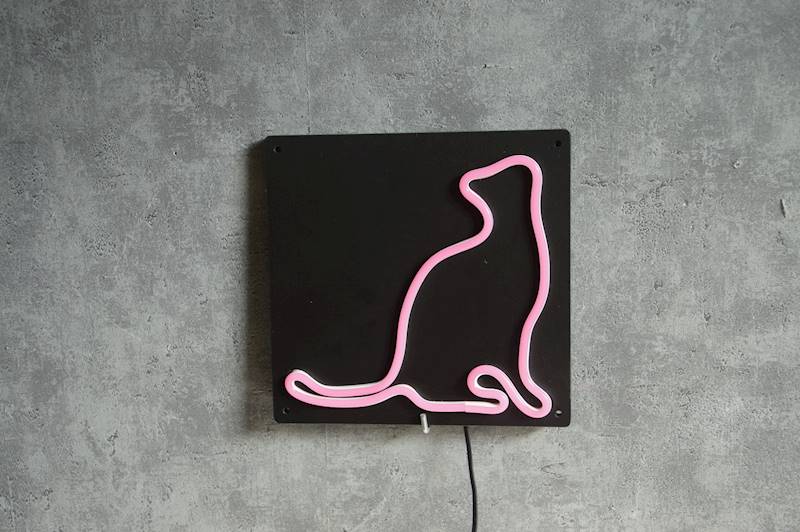 neon Kot w zadumie, czarny, 20x19,5