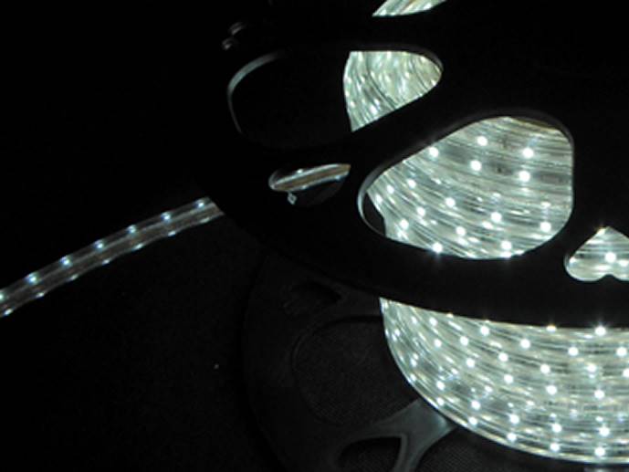 Taśma LED 230V SMD5050 60/m IP68 biała zimna 1m