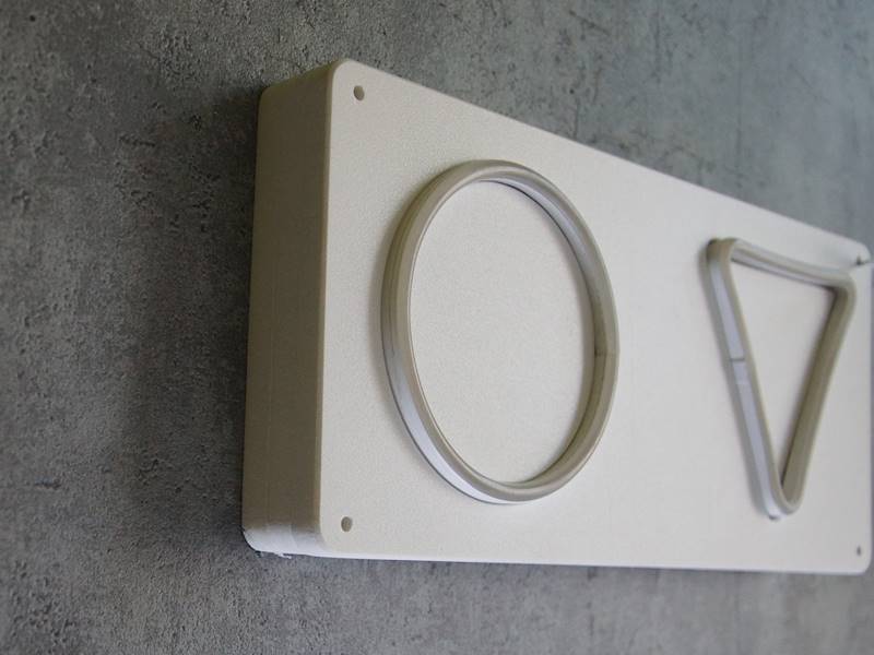 neon WC kółko i trókjąt  30x13cm BIAŁY potrójna