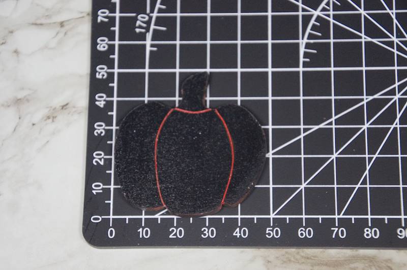 magnes Dynia czarna 5x5cm 