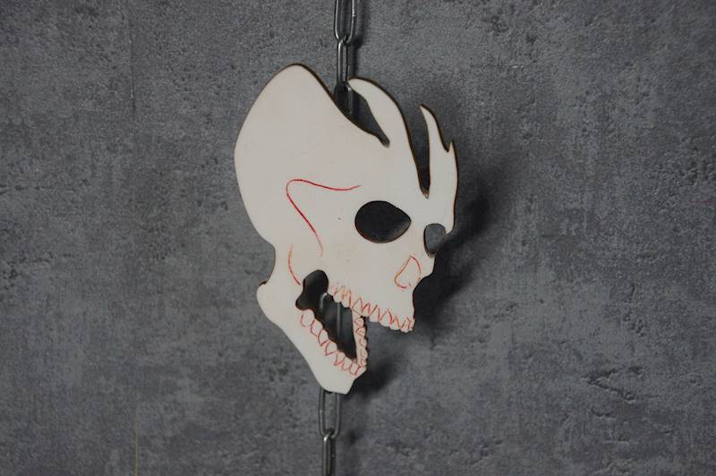 magnes Czaszka 7x9,5cm 