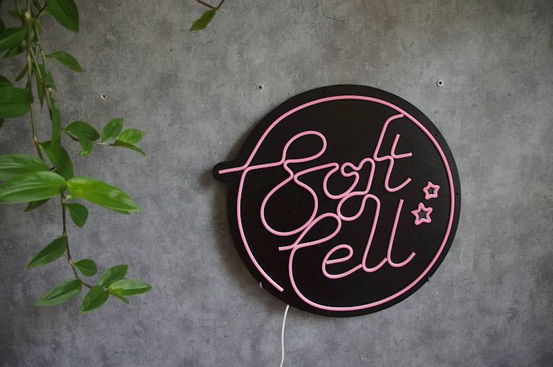 Neon Soft Cell czarny inline 50x49 cm 