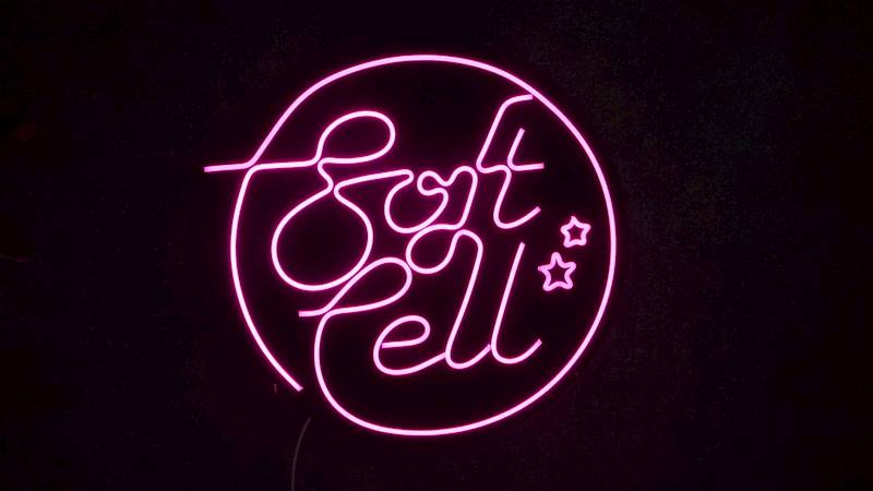 Neon Soft Cell czarny inline 50x49 cm 