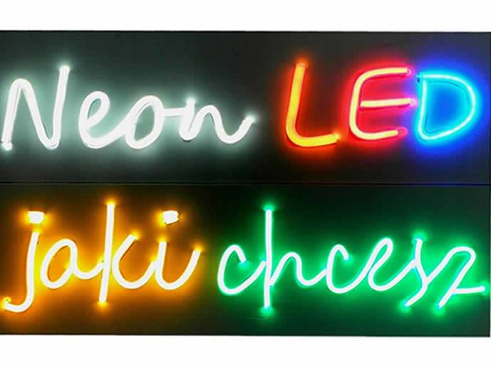Neon Natalia 445x190 podcinany przezr. fiolet