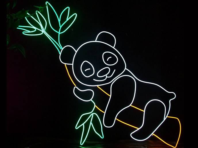 Neon panda wg projektu 137x87cm