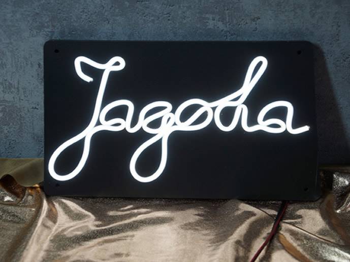 neon napis Jagoda 24x15cm
