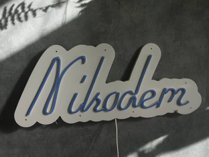 neon Nikodem 55x22cm