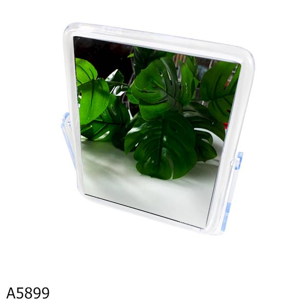 LUSTERKO A5899