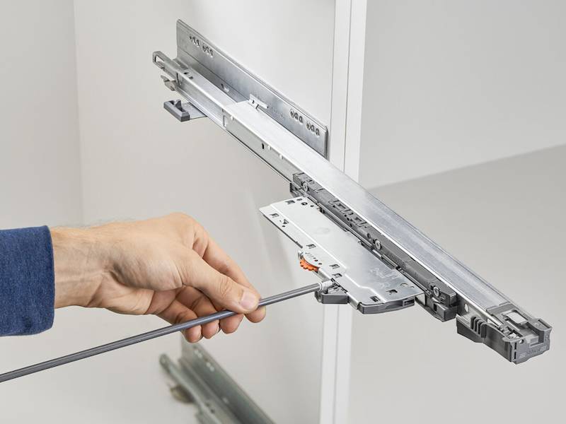 Reling synchronizacji TIP-ON BLUMOTION, długość=1125 mm, LEGRABOX / MERIVOBOX / MOVENTO / TANDEMBOX, do przycięcia T60.1125W