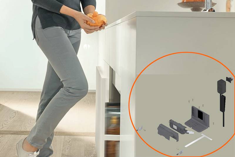 BLUM SERVO Drive Uno Z10NA30EE01 elektryczne otwarcie szuflady zlewozmywakowej Z10UB00EE