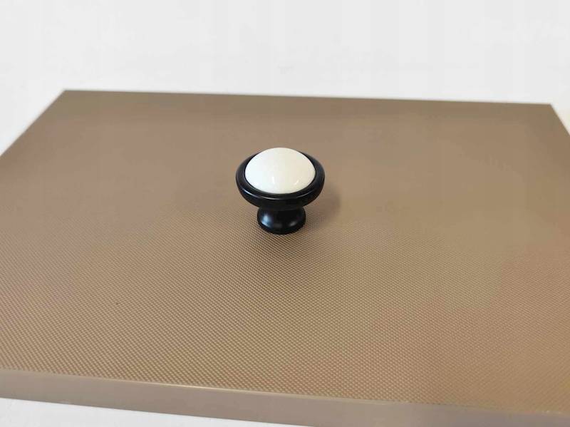 UCHWYT D-G0860 CZRNY/MLK0