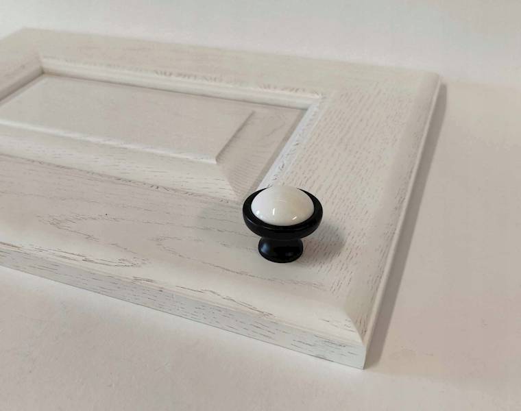 UCHWYT D-G0860 CZRNY/MLK0