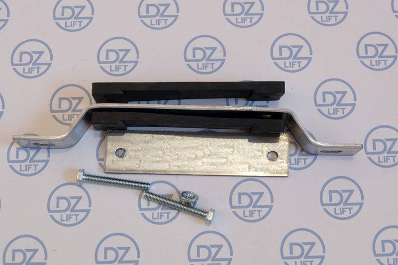 Uchwyt metalowy do kabla 90 mm