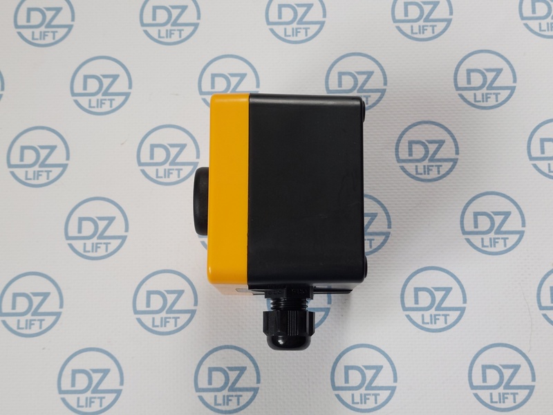 Kaseta sterownicza z przyciskiem ALARM