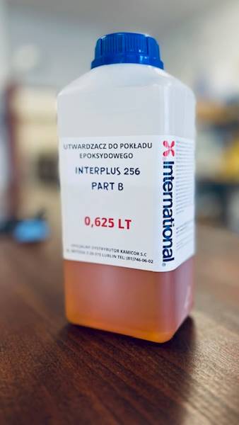 UTWARDZACZ DODATKOWY DO INTERPLUS 256 0,625LT