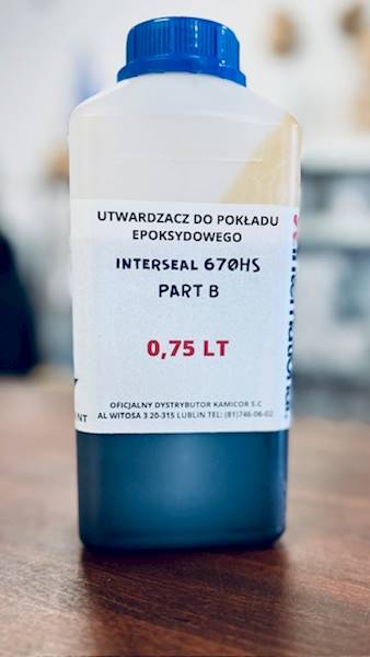 UTWARDZACZ DODATKOWY DO INTERSEAL 670HS 0,75LT