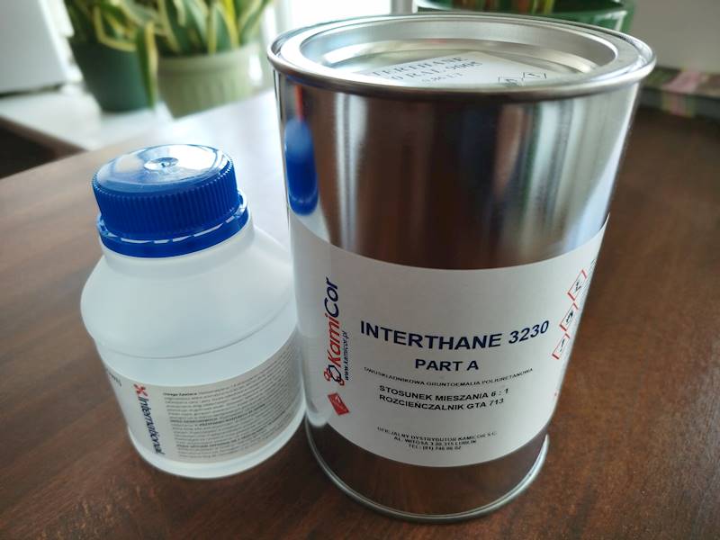 POLIURETAN PRZEMYSŁOWY INTERTHANE 3230 RAL 9005 ZESTAW 1LT A+B