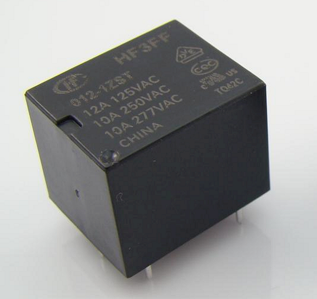 PRZEKAŹNIK 12V 10A JQC/HF3FF