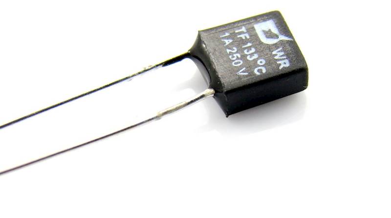 BEZPIECZNIK TERMICZNY TERMIK 1A 133°C