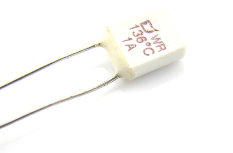 BEZPIECZNIK TERMICZNY TERMIK 1A 136°C