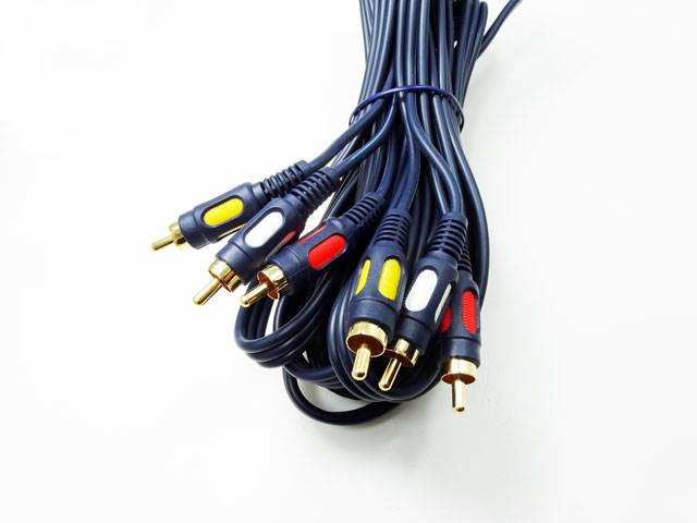 KABEL POŁĄCZENIOWY 3xRCA Vitalco łezka 5m