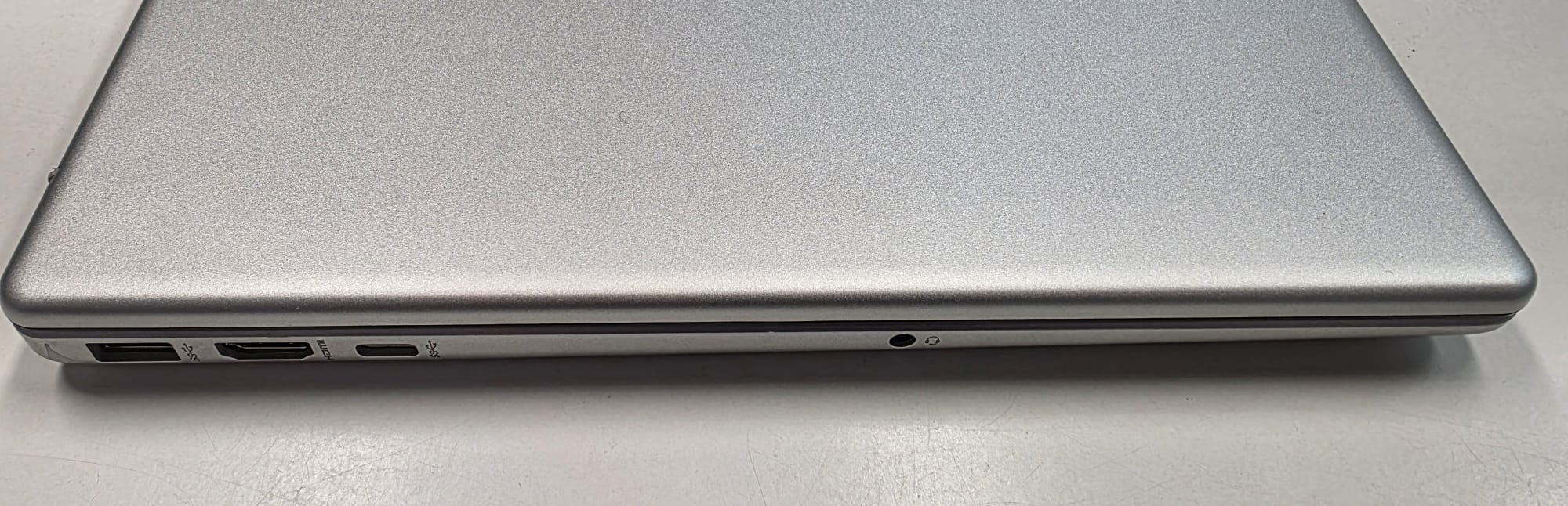 Laptop HP 15-fc0065nw