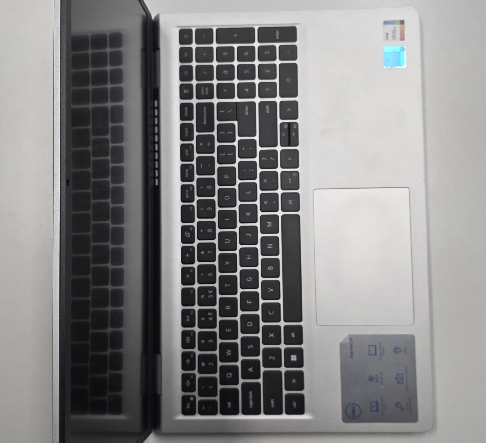 Laptop Dell Inspiron 15  3520