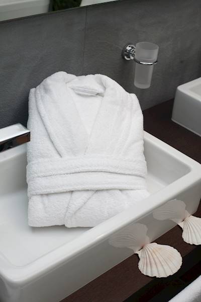 Szlafrok MB CALDO frotte 360g, biały