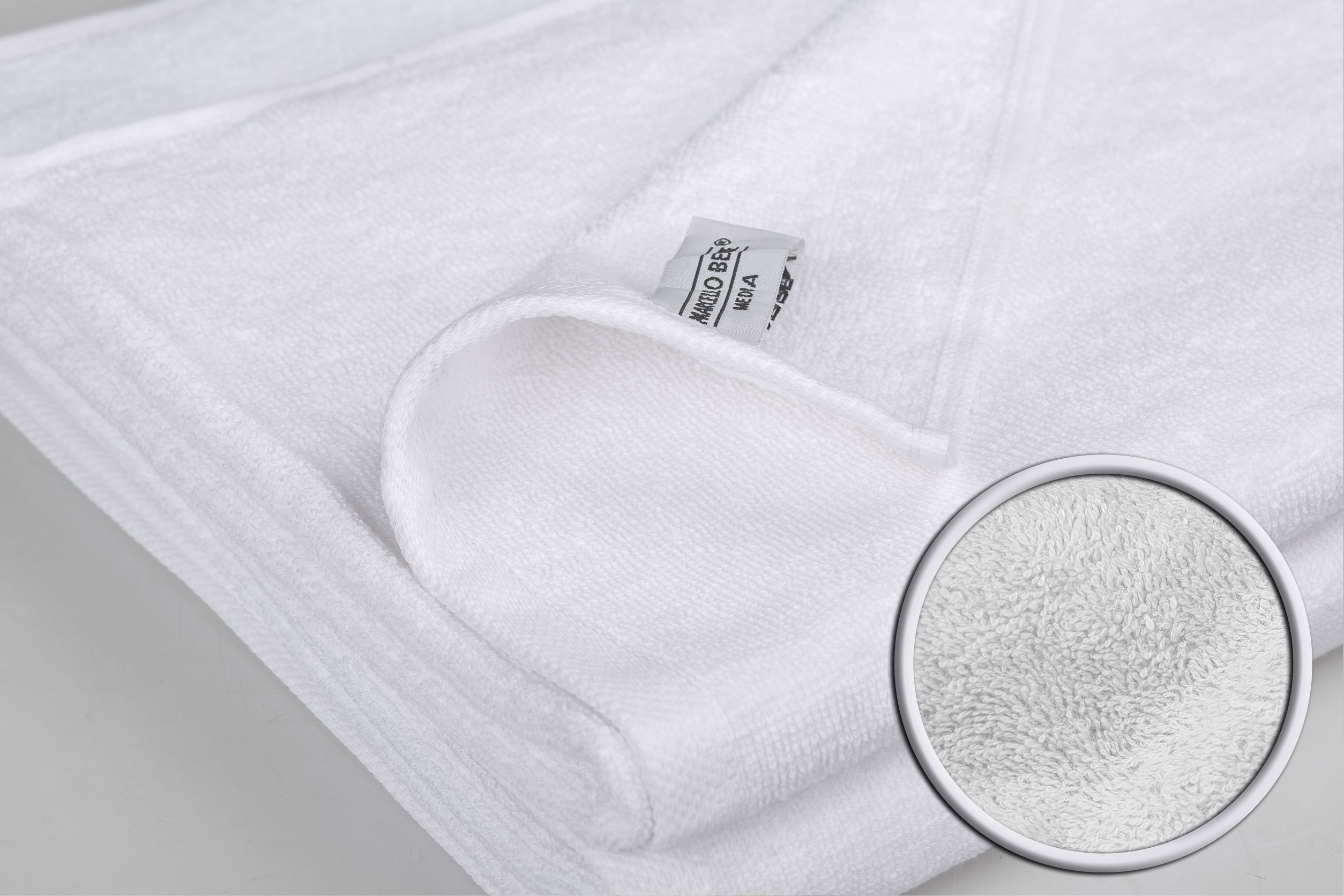 Ręcznik MB POOL 90x180cm 450g gładki biały