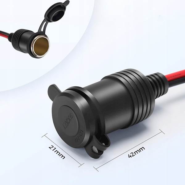 Gniazdo samochodowe z bezpiecznikiem 15A 1m. 16AWG oczka
